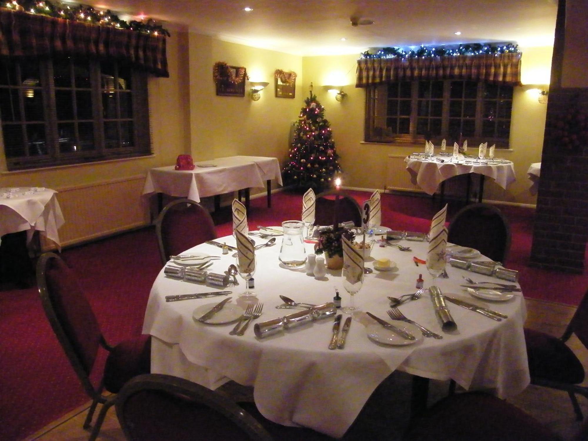 Tumbling Weir Hotel Ottery St Mary ภายนอก รูปภาพ