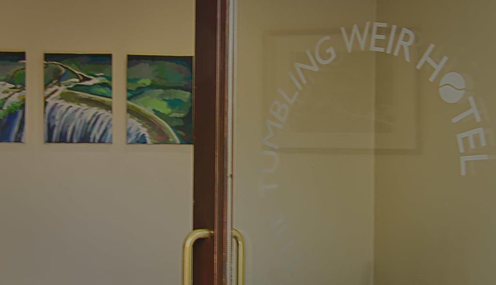 Tumbling Weir Hotel Ottery St Mary ภายนอก รูปภาพ